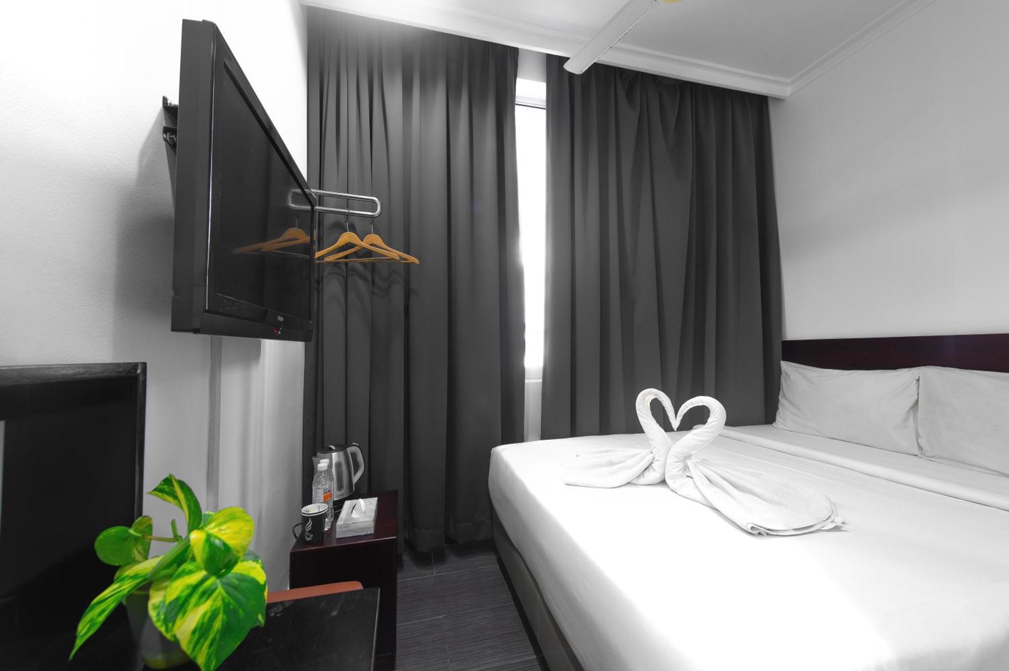 Tune Hotel - Waterfront Kuching Exterior foto